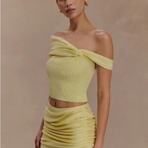 Meshki Irene Off-Shoulder Yellow Top